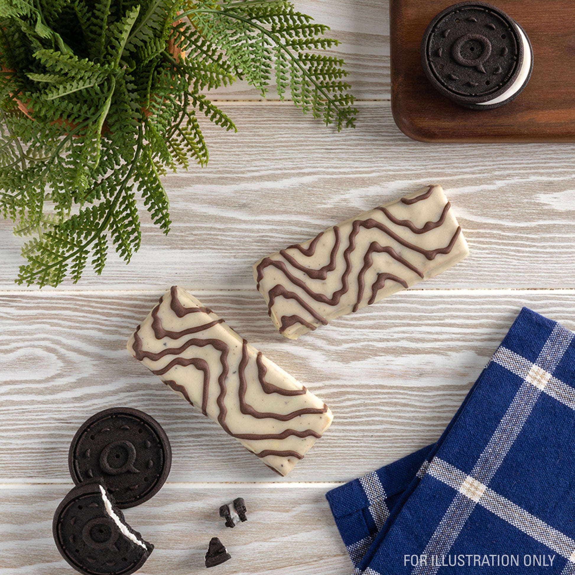 dipped-cookies-and-cream-protein-bars-r6 15807_QN_USA_ProteinBar_CAC_InterimAssetUpdate_Digital-Dipped-ProductCarouselSet_Tabletop2.jpg