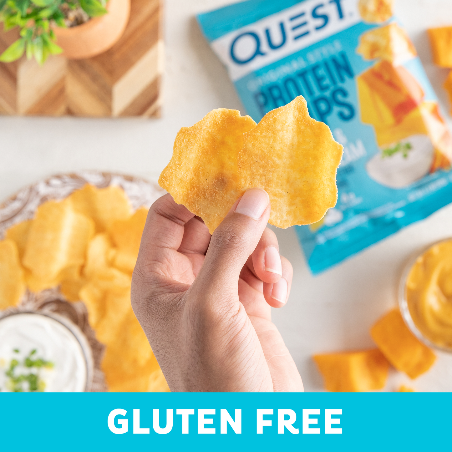 cheddar-and-sour-cream-original-style-protein-chips-e9 qst-000296_cheddar-_-sour-cream-original-style-protein-chips_7.2.png